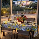 Sadova Messinia Pearl Cozy Seafront Tiny House Avía
