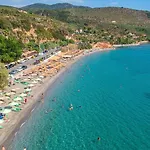 Sadova Messinia Pearl Cozy Seafront Tiny House Semesterbostad Avía