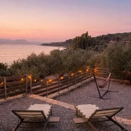 Sadova Messinia Pearl Cozy Seafront House Σπίτι διακοπών Αβία