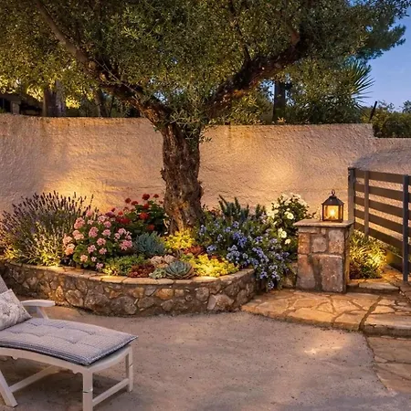 Sadova Messinia Pearl Cozy Seafront House Σπίτι διακοπών *