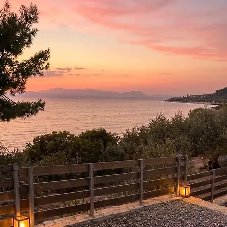 Σπίτι διακοπών Sadova Messinia Pearl Cozy Seafront House