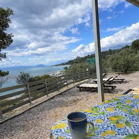 Sadova Messinia Pearl Cozy Seafront House Σπίτι διακοπών