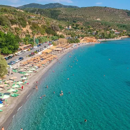 Sadova Messinia Pearl Cozy Seafront House Σπίτι διακοπών Αβία
