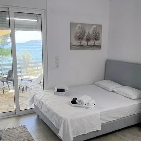 Casa vacanze Sadova Messinia Pearl Cozy Seafront House *