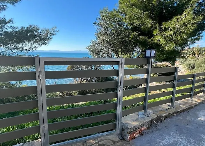 Sadova Messinia Pearl Cozy Seafront Tiny House Сasa de vacaciones