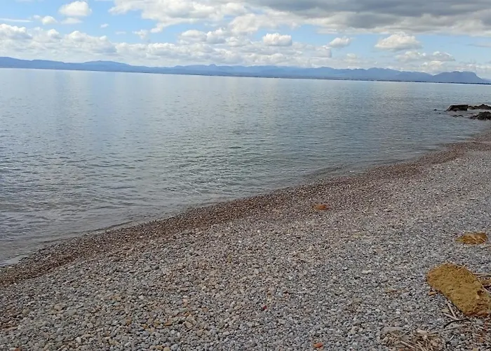 Sadova Messinia Pearl Cozy Seafront Tiny House Casa vacanze Avía