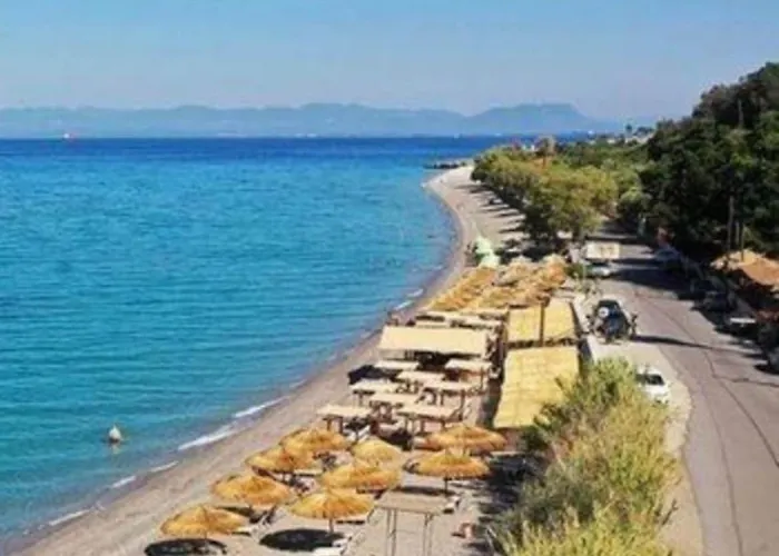 Σπίτι διακοπών Sadova Messinia Pearl Cozy Seafront Tiny House
